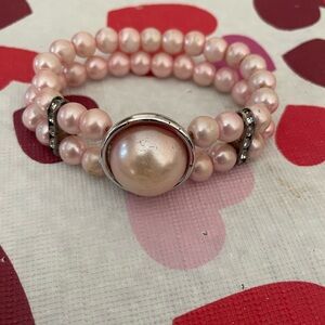 Elegant Pink Pearl Stretch Bracelet with Center Bead